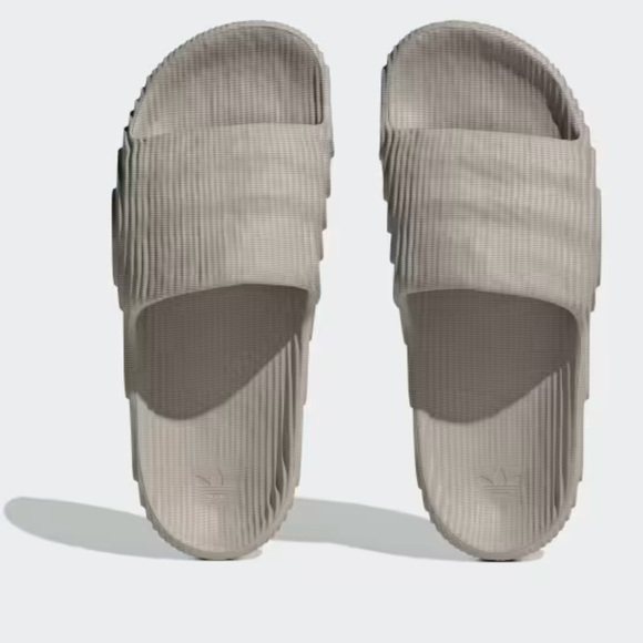 Adidas Adilette 22 Slides - Picture 4 of 4